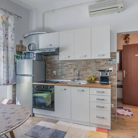 Ljube Apartament