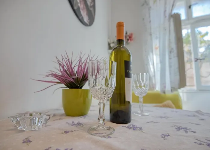 Ljube Apartmán Pula